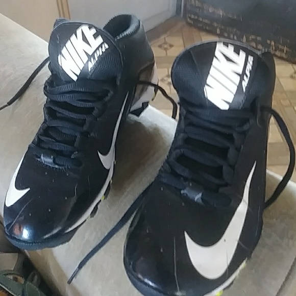 nike alpha shoes